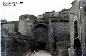 CAMPAGNE D ITALIE 1944 SAN GIMINIANO  (9)